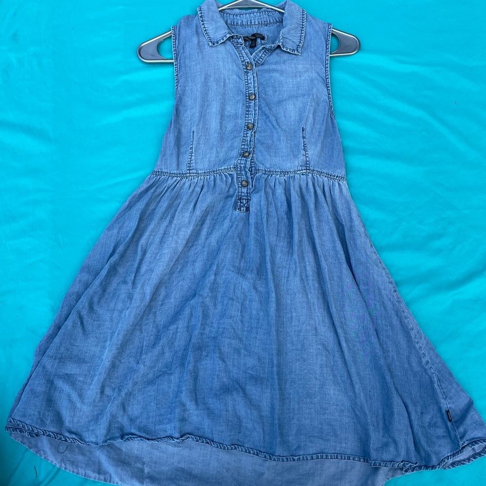Woman’s Vans Dress